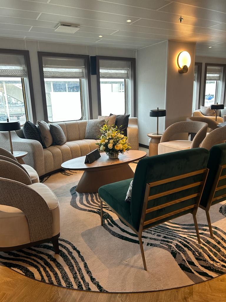 WhatsApp Image 2023-12-05 at 16.09.37 (11)