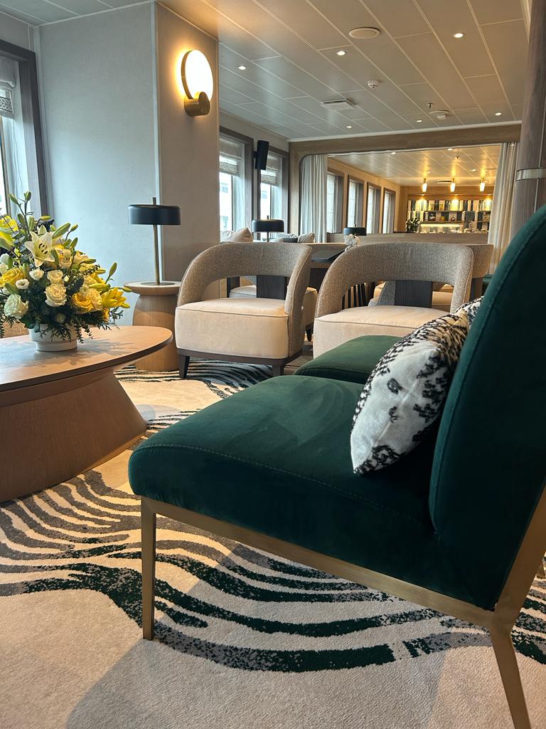 WhatsApp Image 2023-12-05 at 16.09.37 (12)